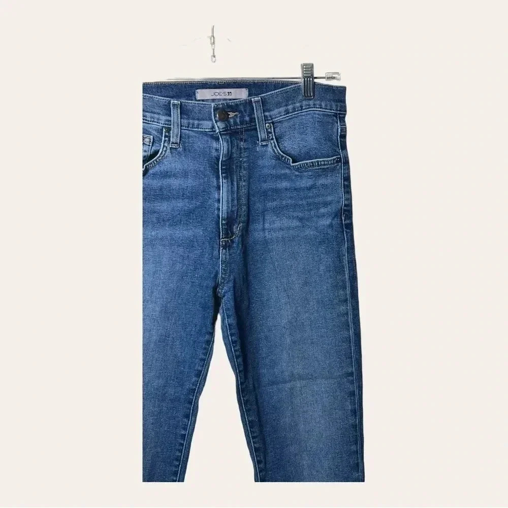 0433W. JOE’S JEANS DENIM JEANS STRAIGHT LEG SIZE 28 MEDIUM WASH DENIM IN‎ COLOR - Picture 2 of 10